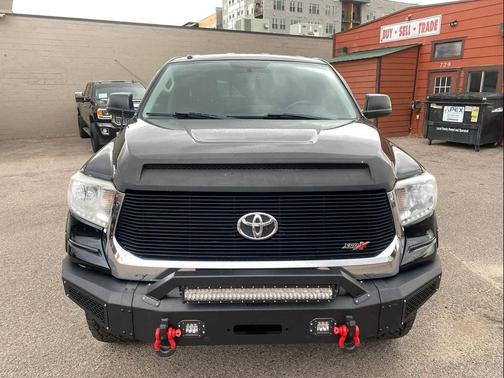 2015 Toyota Tundra SR5