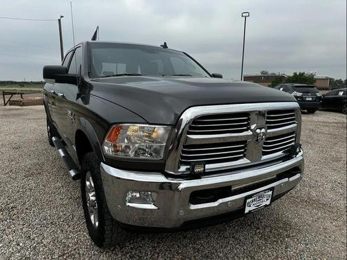 2018 RAM 2500 Big Horn Crew Cab 4x4 8' Box