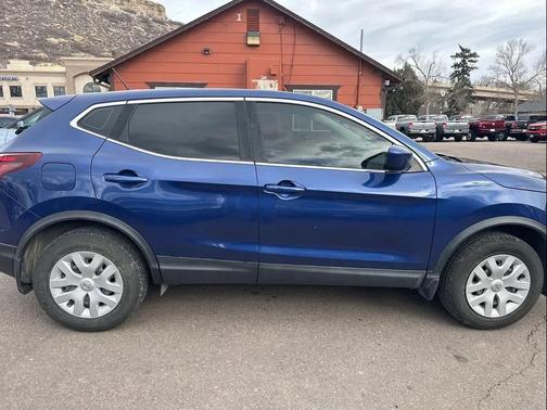 Caspian Blue Metallic 2020 Nissan Rogue Sport S