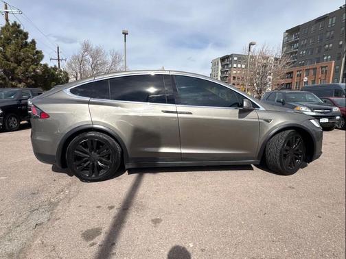 2016 Tesla Model X P90D