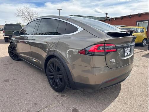 2016 Tesla Model X P90D