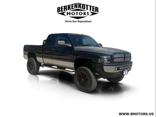 Black 2001 Dodge Ram 2500 Base