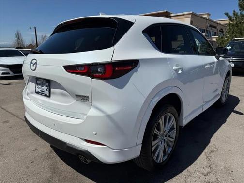 2022 Mazda CX-5 Signature