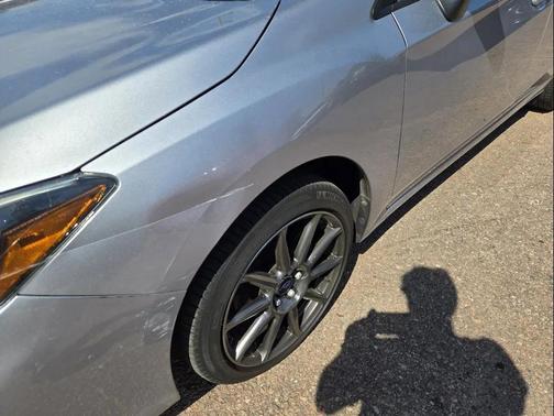 2019 Subaru Impreza 2.0i