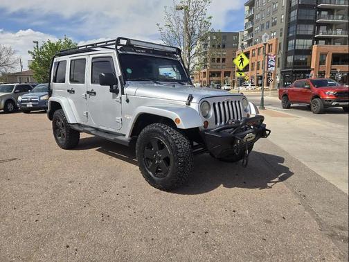 Bright Silver Metallic Clearcoat 2012 Jeep Wrangler Unlimited Sahara