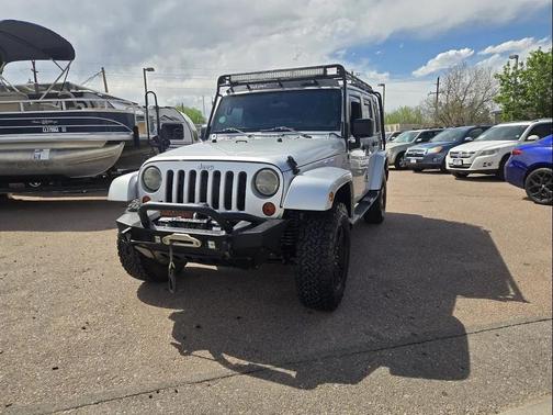 Bright Silver Metallic Clearcoat 2012 Jeep Wrangler Unlimited Sahara