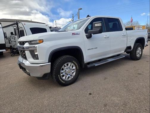 White 2022 Chevrolet Silverado 2500 LT