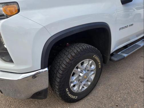 White 2022 Chevrolet Silverado 2500 LT