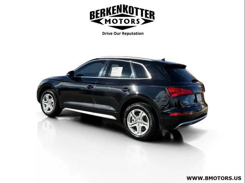 Black 2019 Audi Q5 45 Premium
