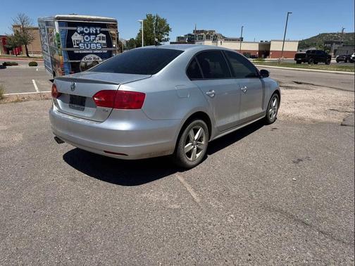 Reflex Silver Metallic 2011 Volkswagen Jetta TDI