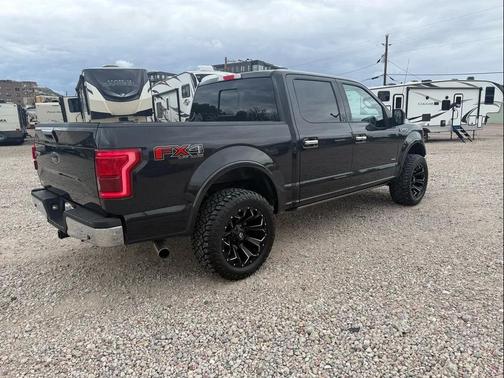 Tuxedo Black Metallic 2015 Ford F-150 Lariat