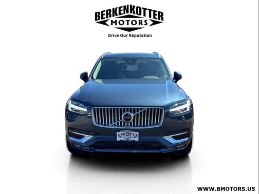 Denim Blue Metallic 2023 Volvo XC90 B6 Plus 6-Seater