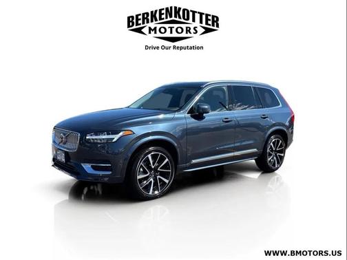 Denim Blue Metallic 2023 Volvo XC90 B6 Plus 6-Seater
