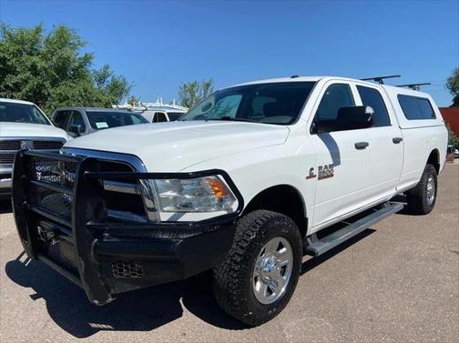 2017 RAM 2500 Tradesman Crew Cab 4x4 8' Box