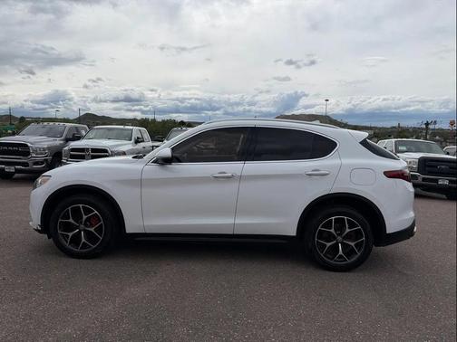 Alfa White 2019 Alfa Romeo Stelvio Ti