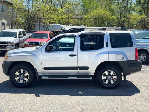 Silver Lightning Metallic 2011 Nissan Xterra PRO-4X
