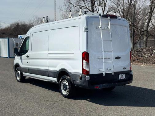Oxford White 2019 Ford Transit-250 Base