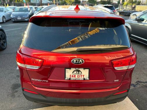 Remington Red 2016 Kia Sorento LX