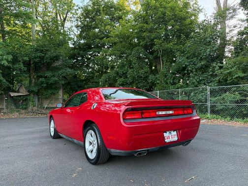 2012 Dodge Challenger SXT