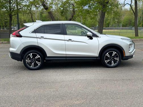 Alloy Silver Metallic 2024 Mitsubishi Eclipse Cross SP