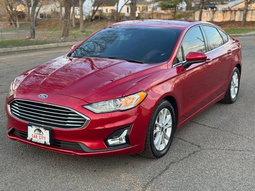 Rapid Red Metallic Tinted Clearcoat 2020 Ford Fusion SE