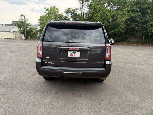 2015 GMC Yukon SLT