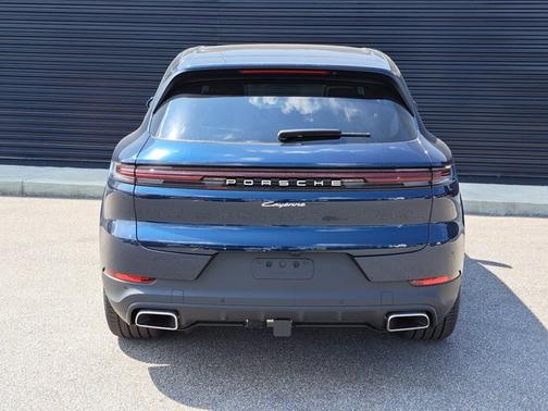 2025 Porsche Cayenne 