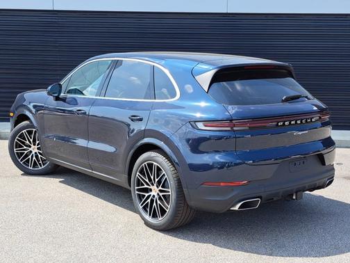 2025 Porsche Cayenne 