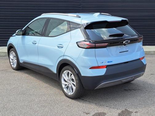 2022 Chevrolet Bolt EUV LT