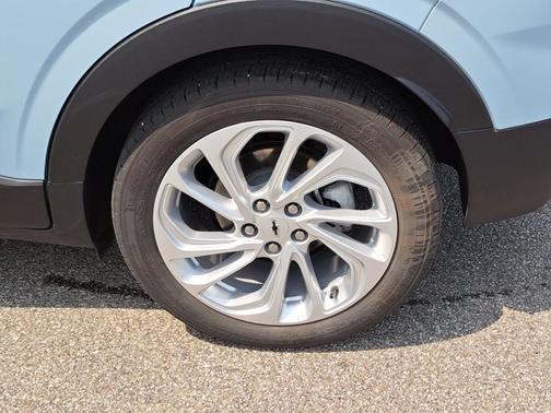2022 Chevrolet Bolt EUV LT
