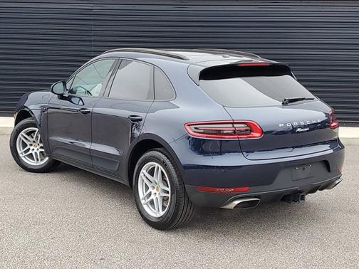 2018 Porsche Macan Base