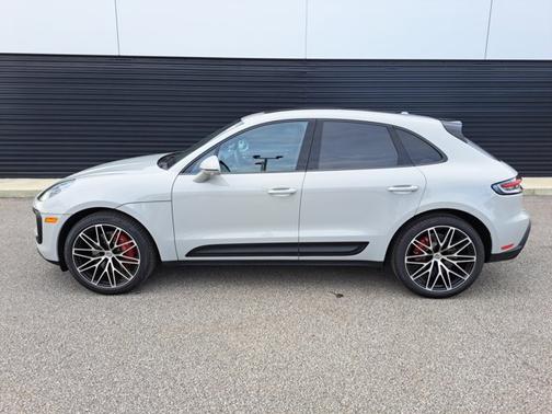 Chalk 2026 Porsche Macan S