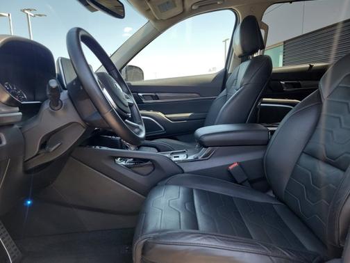 Everlasting Silver 2021 Kia Telluride SX