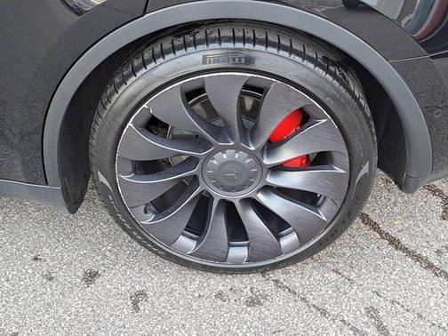 2020 Tesla Model Y Performance