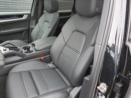 2026 Porsche Cayenne 