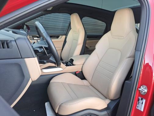 2024 Porsche Cayenne S