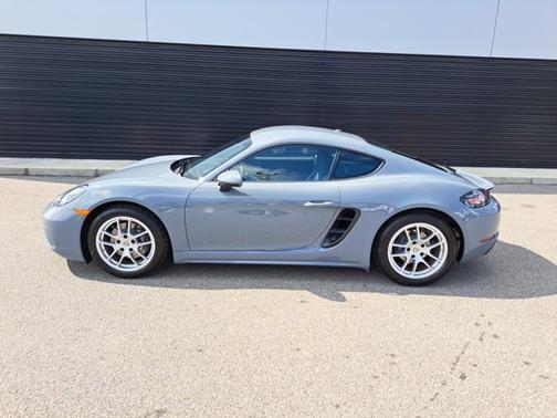 2024 Porsche 718 Cayman