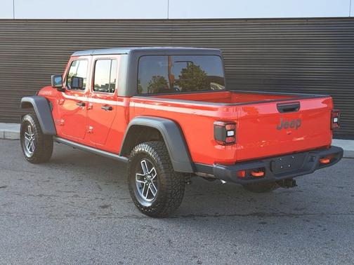 2025 Jeep Gladiator Mojave