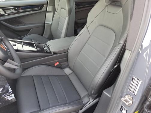 2026 Porsche Panamera 4S E-Hybrid