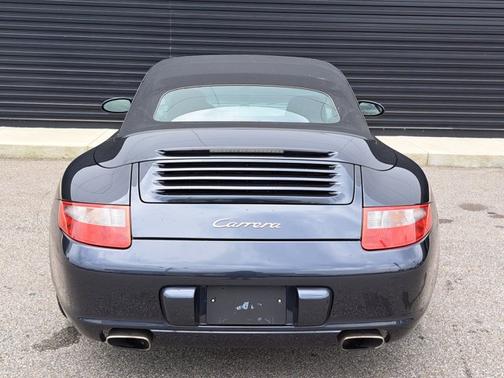2005 Porsche 911 Carrera