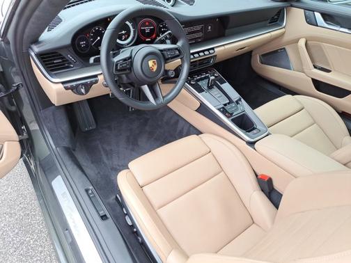 2023 Porsche 911 Carrera S