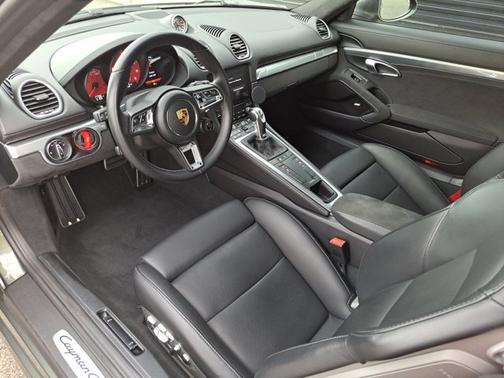 2021 Porsche 718 Cayman GTS 4.0