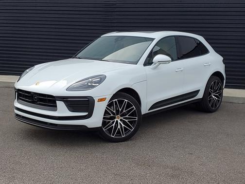 2025 Porsche Macan T
