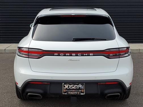 2025 Porsche Macan T