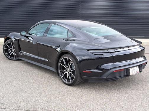2022 Porsche Taycan 4DR RWD