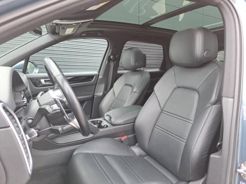 2019 Porsche Cayenne Base