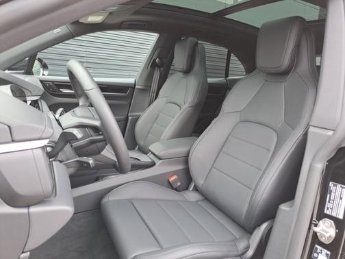 2026 Porsche Macan Electric