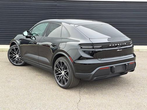 2026 Porsche Macan Electric