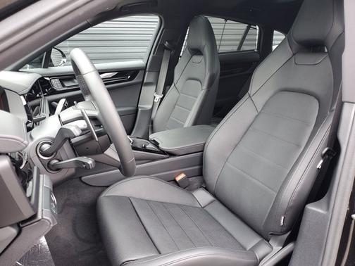 2025 Porsche Panamera