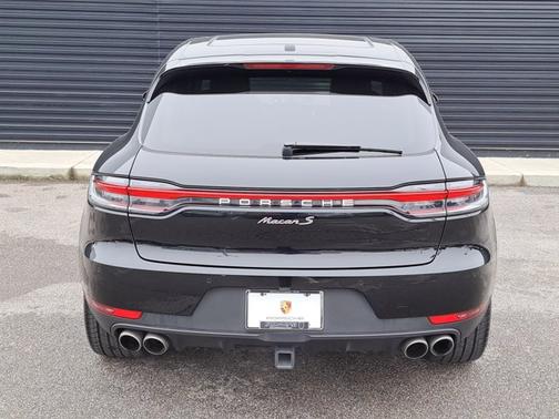 2020 Porsche Macan S